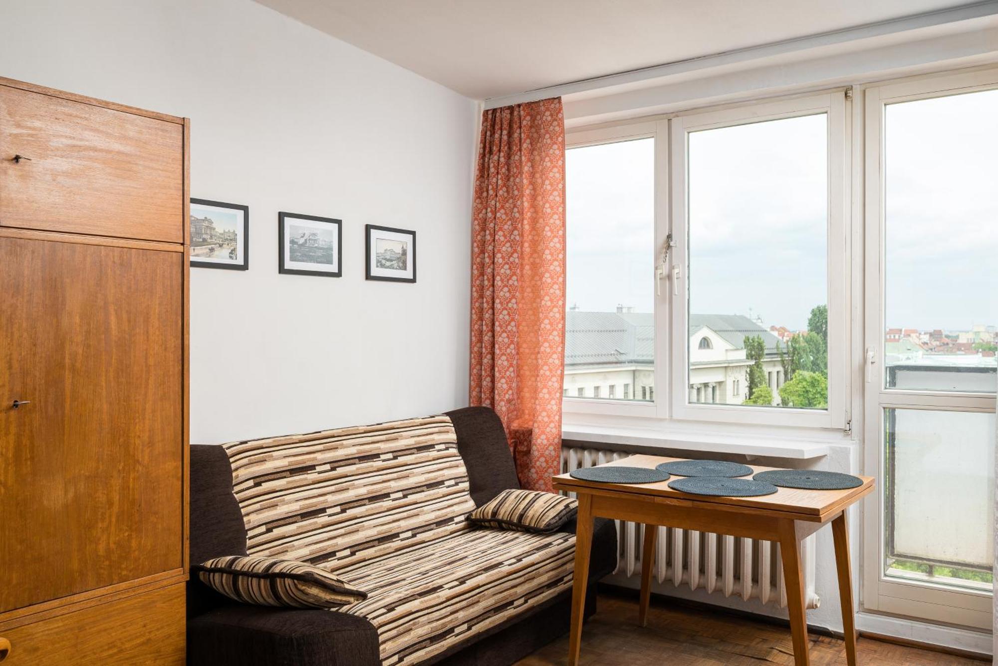 Apartmán Old Town 3-bedroom *